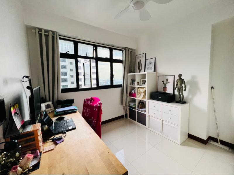 HDB Apartment for Rent, 208B Clementi Avenue 6 HDB Apartment For Rent, $3,500, 2 Bed 2 Bath 731 sqft $4.79 psf, SGD 3,500 | 99-year Leasehold