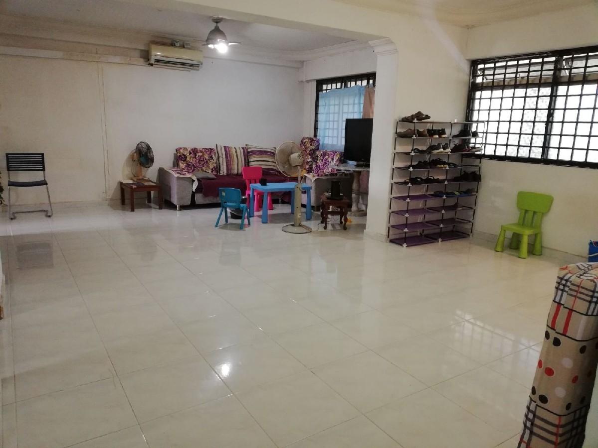 HDB Apartment for Rent, 125 Bukit Merah View HDB Apartment For Rent, $4,000, 3 Bed 2 Bath 1,173 sqft $3.41 psf, SGD 4,000 | 99-year Leasehold