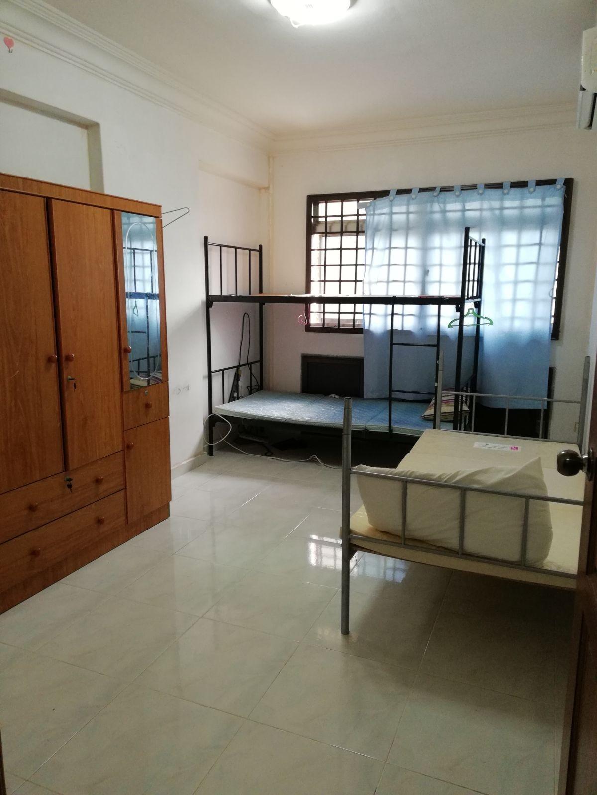 HDB Apartment for Rent, 125 Bukit Merah View HDB Apartment For Rent, $4,000, 3 Bed 2 Bath 1,173 sqft $3.41 psf, SGD 4,000 | 99-year Leasehold