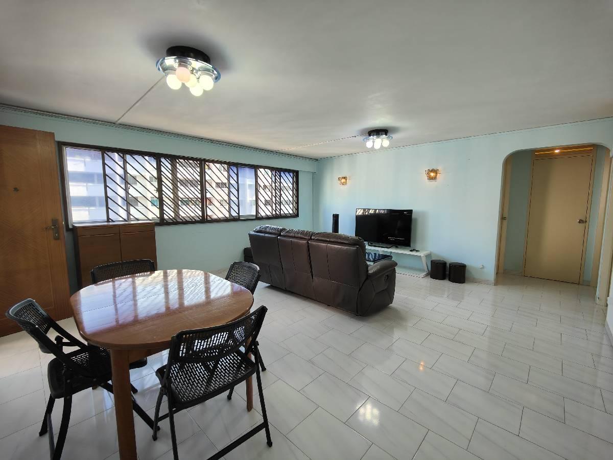 HDB Apartment for Rent, 636 Hougang Avenue 8 HDB Apartment For Rent, $3,200, 3 Bed 2 Bath 1,119 sqft $2.86 psf, SGD 3,200 | 99-year Leasehold