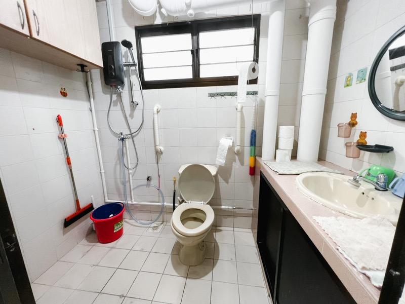 HDB Apartment for Rent, 919 Hougang Avenue 4 HDB Apartment For Rent, $3,300, 3 Bed 2 Bath 1,076 sqft $3.07 psf, SGD 3,300 | 99-year Leasehold