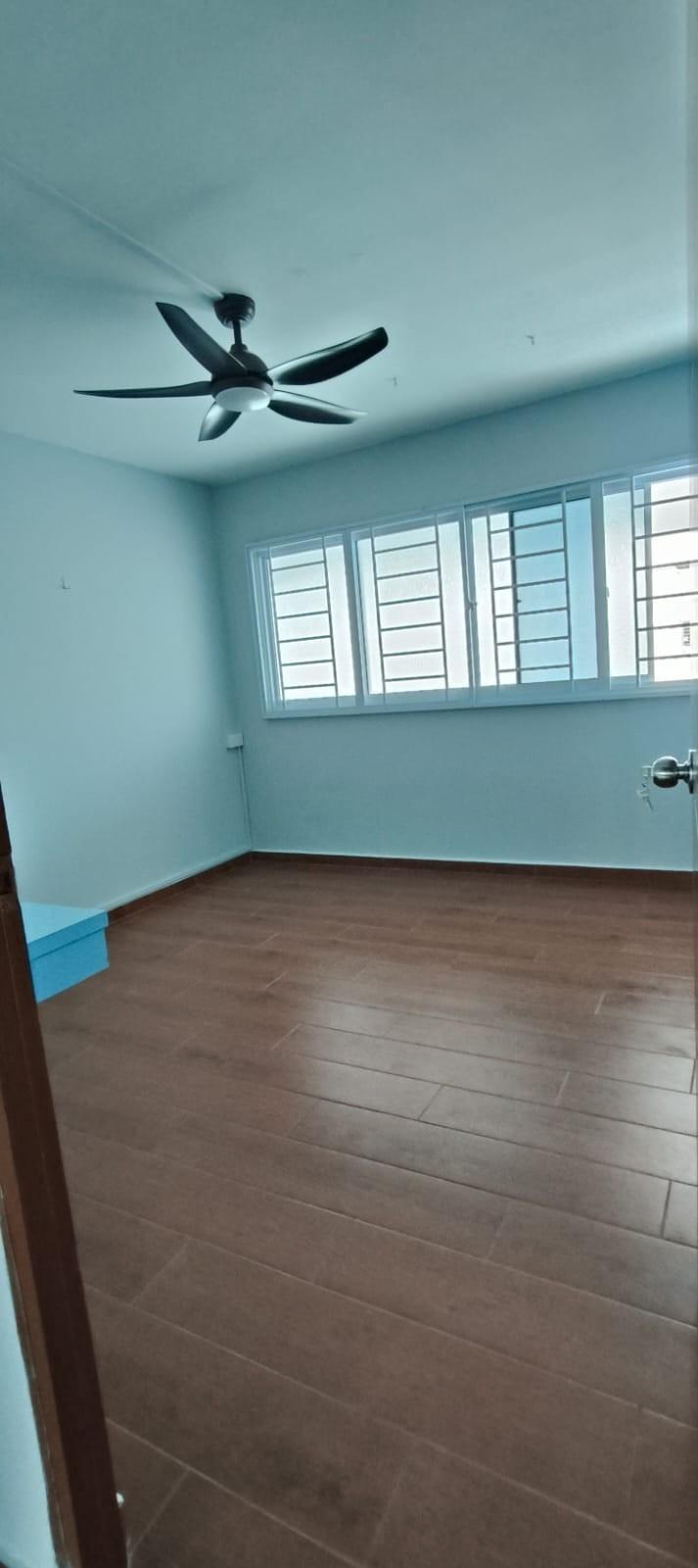 HDB Apartment for Rent, 105 Teck Whye Lane HDB Apartment For Rent, $3,500, 3 Bed 2 Bath 1,098 sqft $3.19 psf, SGD 3,500 | 99-year Leasehold