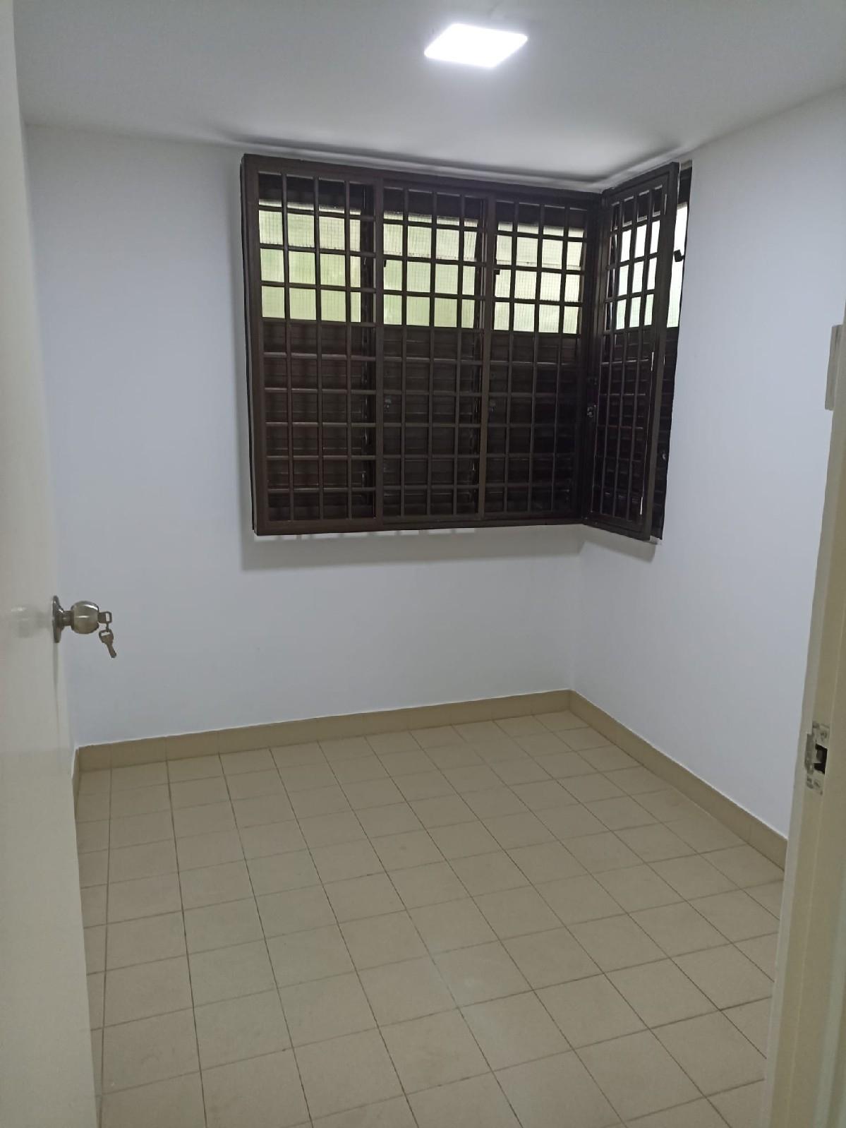 Prop-GPT: HDB Apartment: D03  113 Commonwealth Crescent