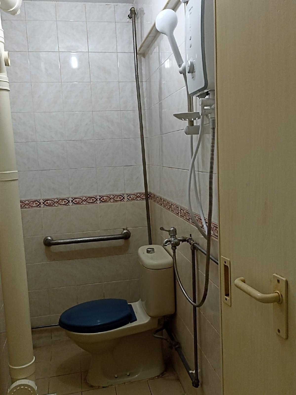 HDB Apartment for Rent, 113 Commonwealth Crescent HDB Apartment For Rent, $2,900, 2 Bed 1 Bath 646 sqft $4.49 psf, SGD 2,900 | 99-year Leasehold