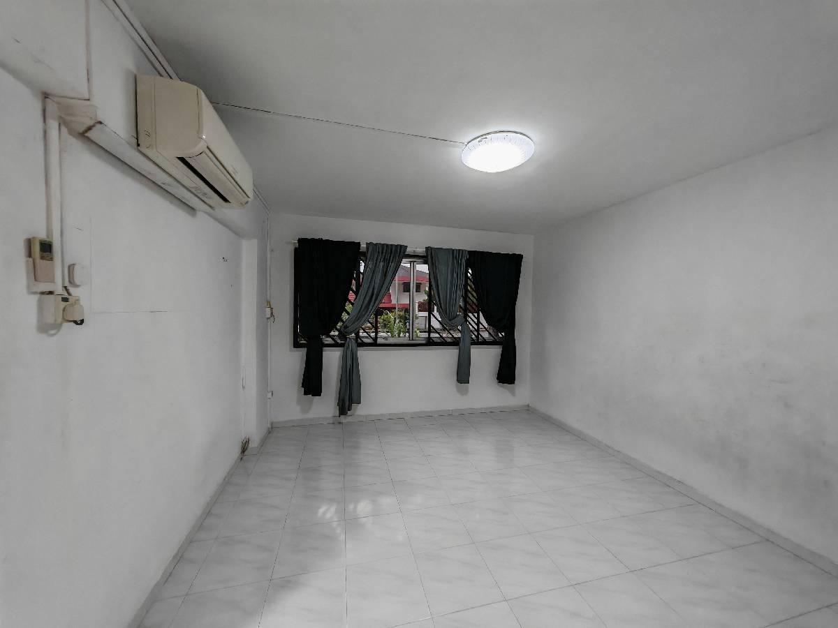 HDB Apartment for Rent, 8 Toh Yi Drive HDB Apartment For Rent, $4,800, 4 Bed 3 Bath 1,615 sqft $2.97 psf, SGD 4,800 | 99-year Leasehold