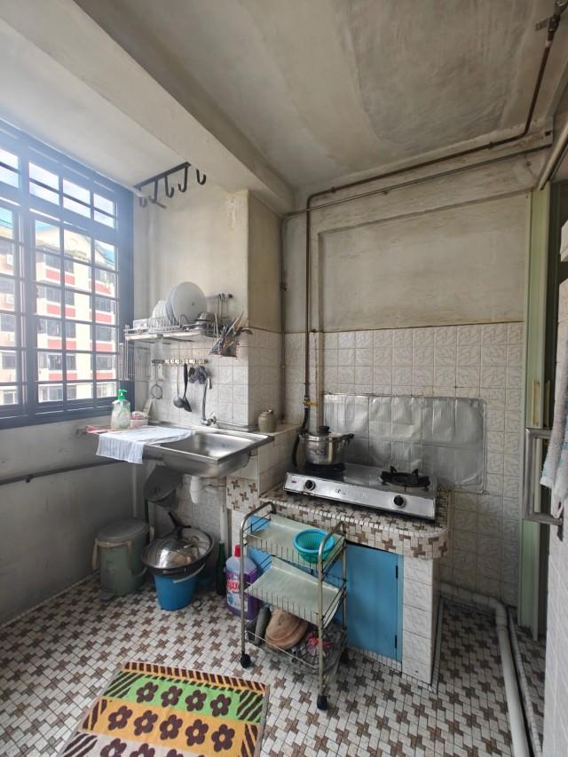 HDB Apartment for Rent, 101 Commonwealth Crescent HDB Apartment For Rent, $2,788, 2 Bed 1 Bath 570 sqft $4.89 psf, SGD 2,788 | 99-year Leasehold
