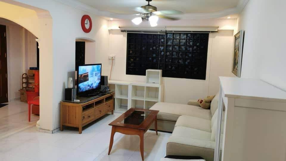 Prop-GPT: HDB Apartment: D27 Yishun 660 Yishun Avenue 4