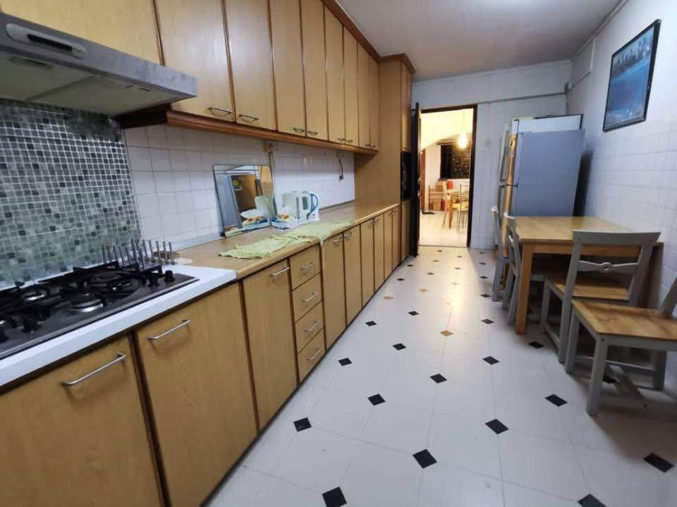 HDB Apartment for Rent, 660 Yishun Avenue 4 HDB Apartment For Rent, $3,499, 3 Bed 2 Bath 1,119 sqft $3.13 psf, SGD 3,499 | 99-year Leasehold