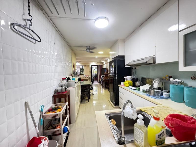 HDB Apartment for Rent: D23, 670105