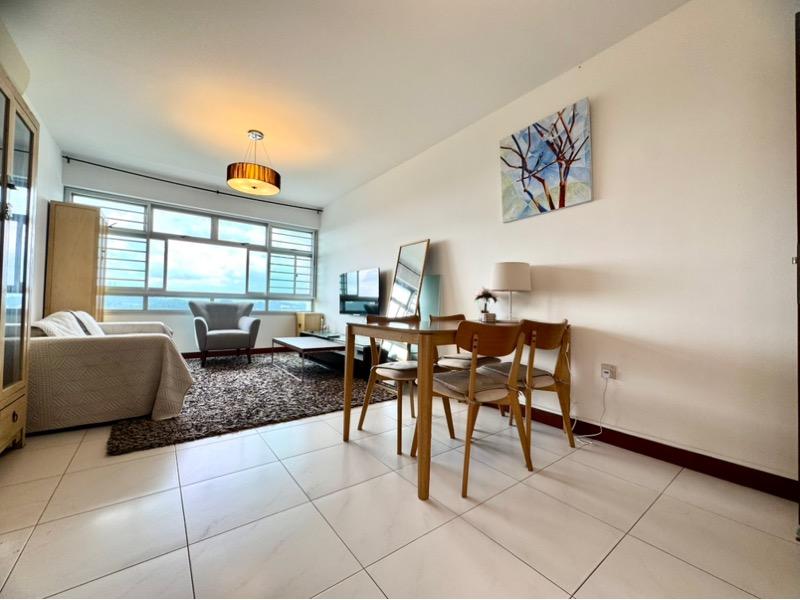 Prop-GPT: HDB Apartment: D10 Holland 18A Holland Drive