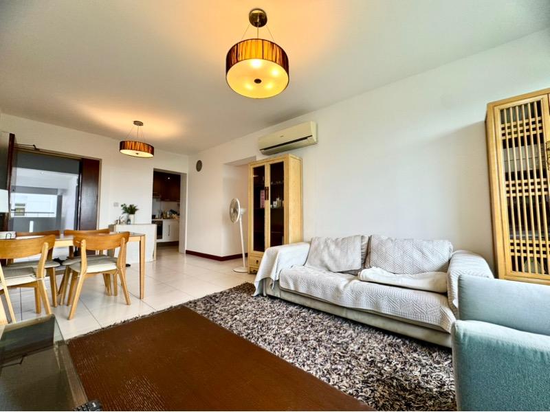 HDB Apartment for Rent, 18A Holland Drive HDB Apartment For Rent, $4,800, 3 Bed 2 Bath 968 sqft $4.96 psf, SGD 4,800 | 99-year Leasehold