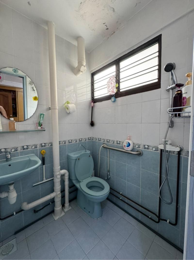 HDB Apartment for Rent, 305 Shunfu Road HDB Apartment For Rent, $3,200, 2 Bed 2 Bath 721 sqft $4.44 psf, SGD 3,200 | 99-year Leasehold