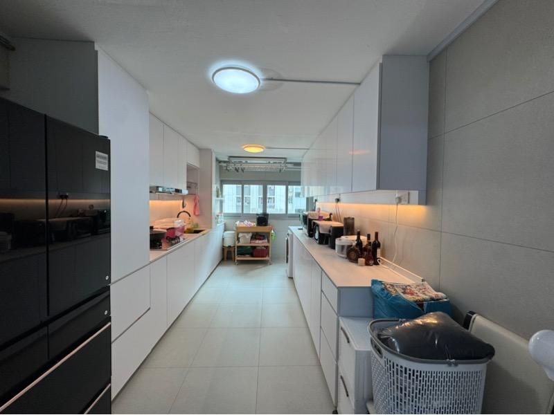 HDB Apartment for Rent, 305 Shunfu Road HDB Apartment For Rent, $3,200, 2 Bed 2 Bath 721 sqft $4.44 psf, SGD 3,200 | 99-year Leasehold
