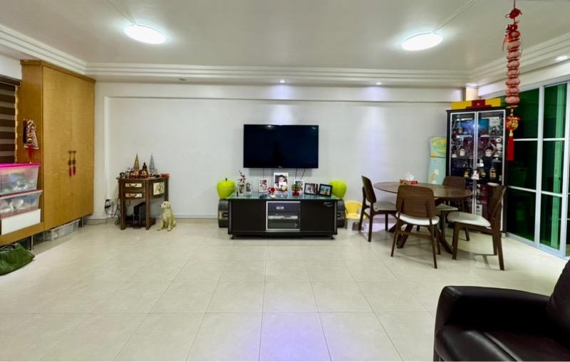 HDB Apartment for Rent, 305 Shunfu Road HDB Apartment For Rent, $3,200, 2 Bed 2 Bath 721 sqft $4.44 psf, SGD 3,200 | 99-year Leasehold