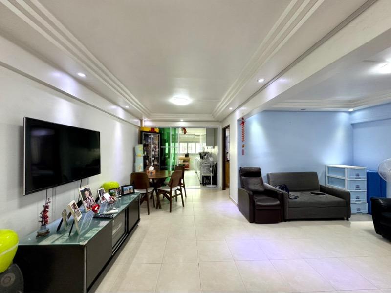 HDB Apartment for Rent, 305 Shunfu Road HDB Apartment For Rent, $3,200, 2 Bed 2 Bath 721 sqft $4.44 psf, SGD 3,200 | 99-year Leasehold