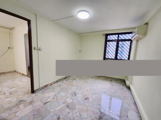 HDB Apartment for Rent, 411 Tampines Street 41 HDB Apartment For Rent, $2,900, 2 Bed 2 Bath 743 sqft $3.90 psf, SGD 2,900 | 99-year Leasehold