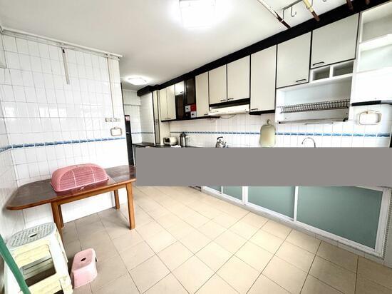 HDB Apartment for Rent, 258 Kim Keat Avenue HDB Apartment For Rent, $4,200, 3 Bed 2 Bath 1,313 sqft $3.20 psf, SGD 4,200 | 99-year Leasehold