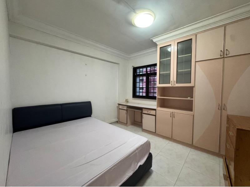 HDB Apartment for Rent, 710 Tampines Street 71 HDB Apartment For Rent, $3,500, 3 Bed 2 Bath 1,130 sqft $3.10 psf, SGD 3,500 | 99-year Leasehold
