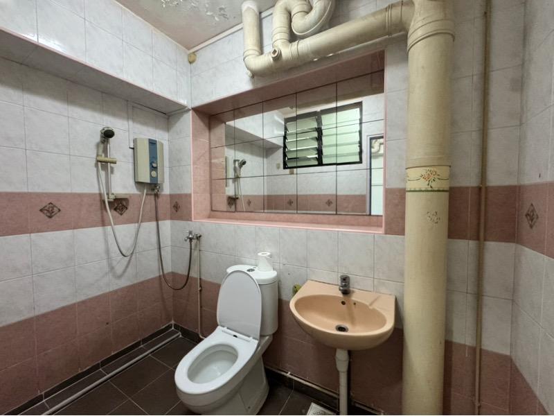 HDB Apartment for Rent, 710 Tampines Street 71 HDB Apartment For Rent, $3,500, 3 Bed 2 Bath 1,130 sqft $3.10 psf, SGD 3,500 | 99-year Leasehold