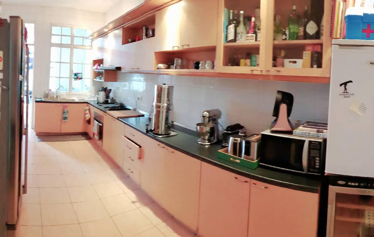 Bournemouth Road Semi-Detached House For Rent, $10,000, 5 Bed 5 Bath 3,800 sqft $3.03 psf