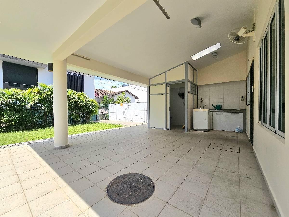 Jupiter Road Corner Terrace For Rent, $8,000, 4 Bed 3 Bath 4,000 sqft $2.75 psf