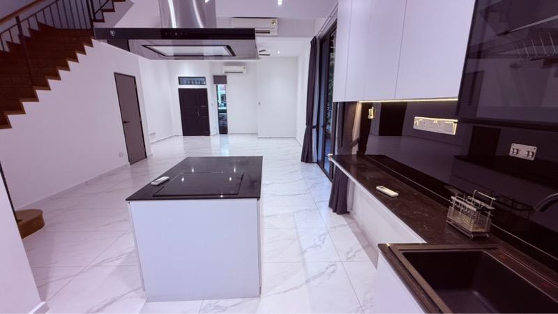 Semi-Detached for Rent: D22