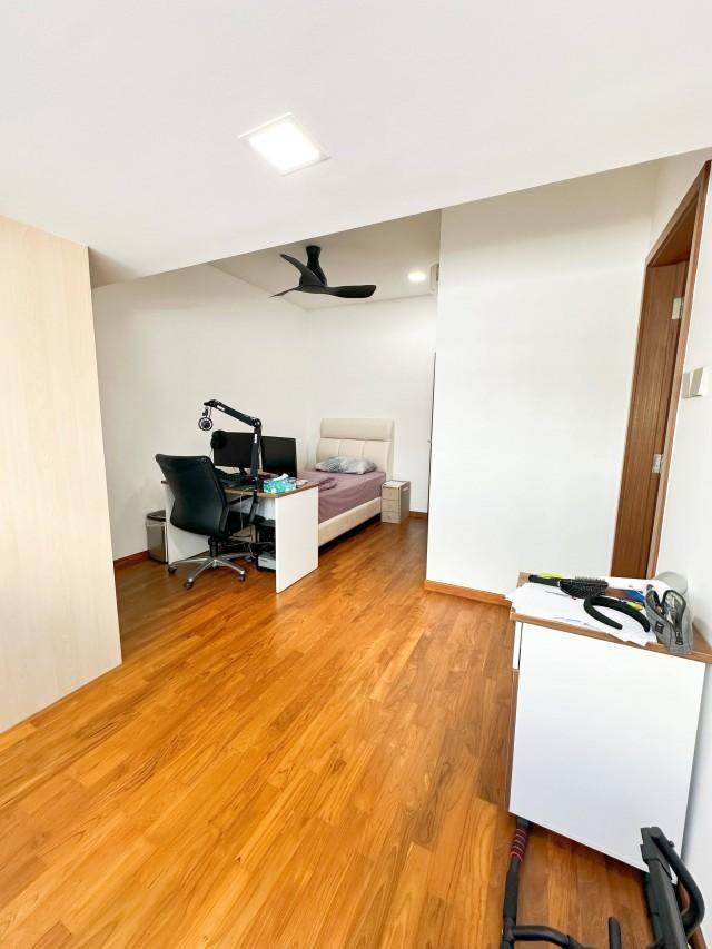 The Oasis of the North Terraced House For Rent, $10,000, 6 Bed 7 Bath 3,400 sqft $5.56 psf