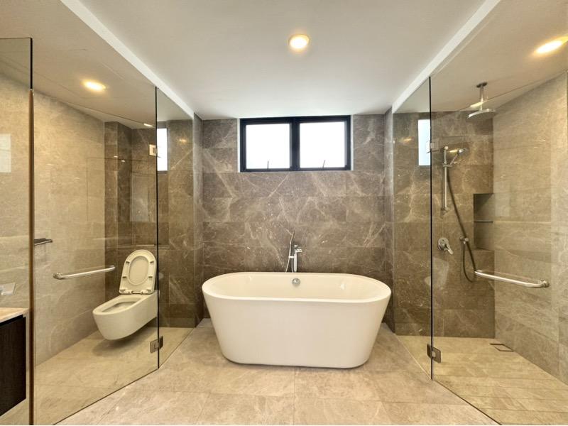 Detached for Rent, 65 CORONATION ROAD WEST Detached House For Rent, $25,000, 5 Bed 7 Bath 9,000 sqft $5.30 psf, SGD 25,000