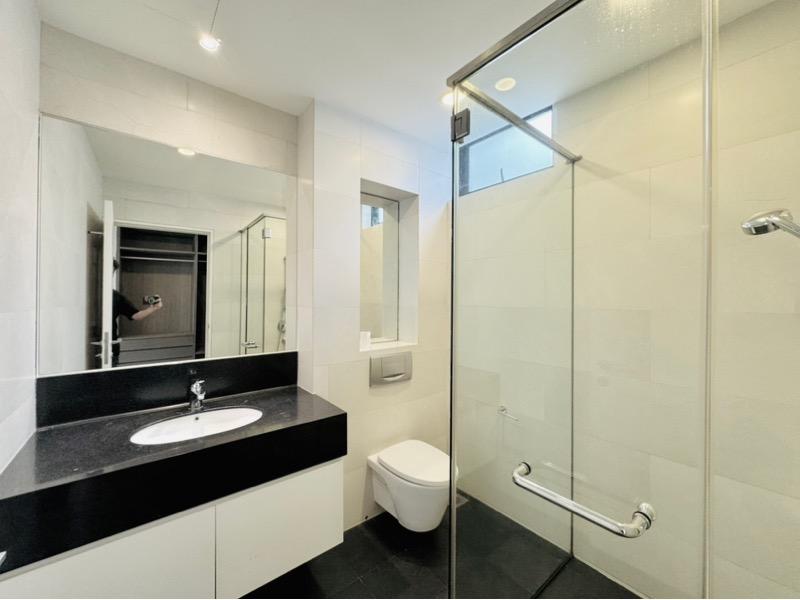 Detached for Rent, 65 CORONATION ROAD WEST Detached House For Rent, $25,000, 5 Bed 7 Bath 9,000 sqft $5.30 psf, SGD 25,000