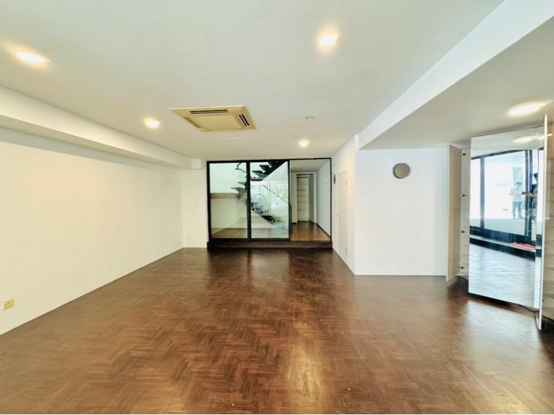 Detached for Rent, 65 CORONATION ROAD WEST Detached House For Rent, $25,000, 5 Bed 7 Bath 9,000 sqft $5.30 psf, SGD 25,000