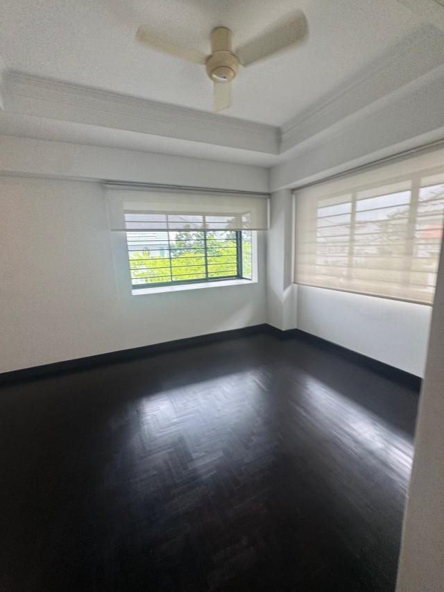 Gentle Villas Semi-Detached House For Rent, $12,000, 5 Bed 4 Bath 3,000 sqft $5.31 psf