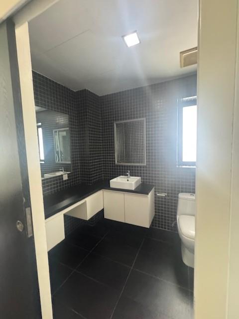 Gentle Villas Semi-Detached House For Rent, $12,000, 5 Bed 4 Bath 3,000 sqft $5.31 psf