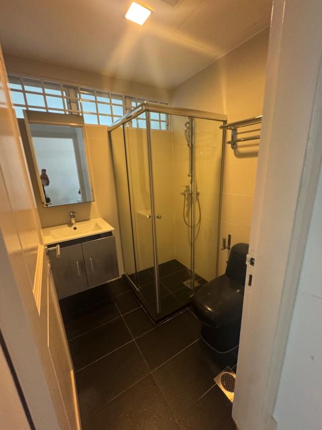 Gentle Villas Semi-Detached House For Rent, $12,000, 5 Bed 4 Bath 3,000 sqft $5.31 psf