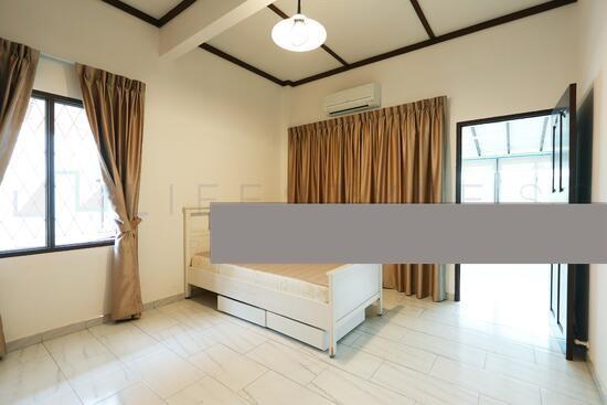Jalan Mariam Bungalow House For Rent, $9,000, 4 Bed 4 Bath 2,800 sqft $1.30 psf