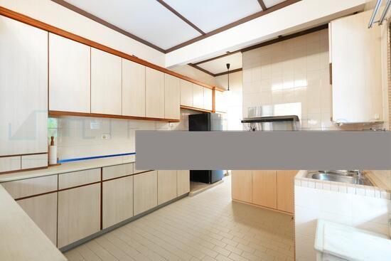 Jalan Mariam Bungalow House For Rent, $9,000, 4 Bed 4 Bath 2,800 sqft $1.30 psf