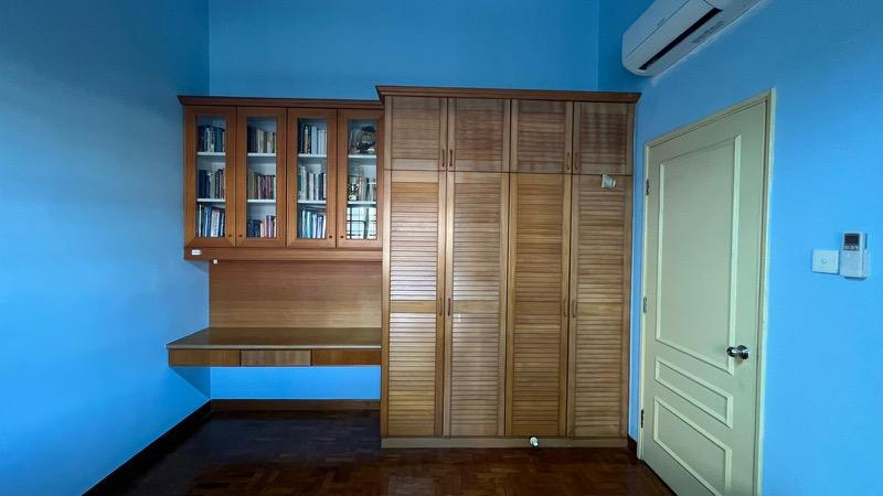 Terrace for Rent: D22