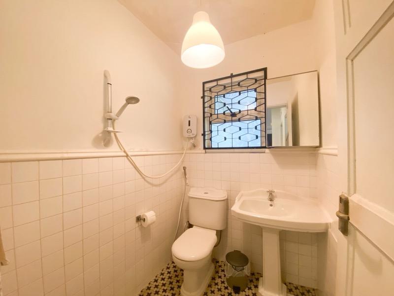 Ming Teck Park Corner Terrace For Rent, $7,900, 3 Bed 2 Bath 3,024 sqft $1.57 psf