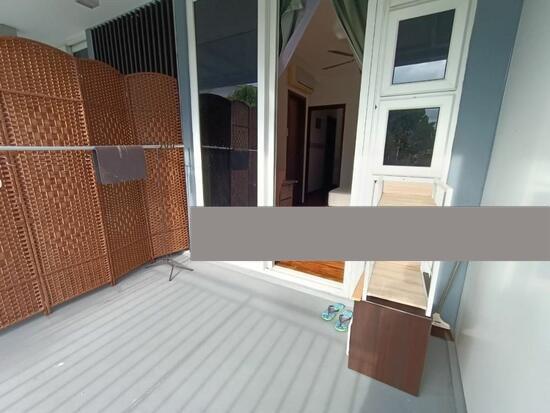 Terrace for Rent: D16