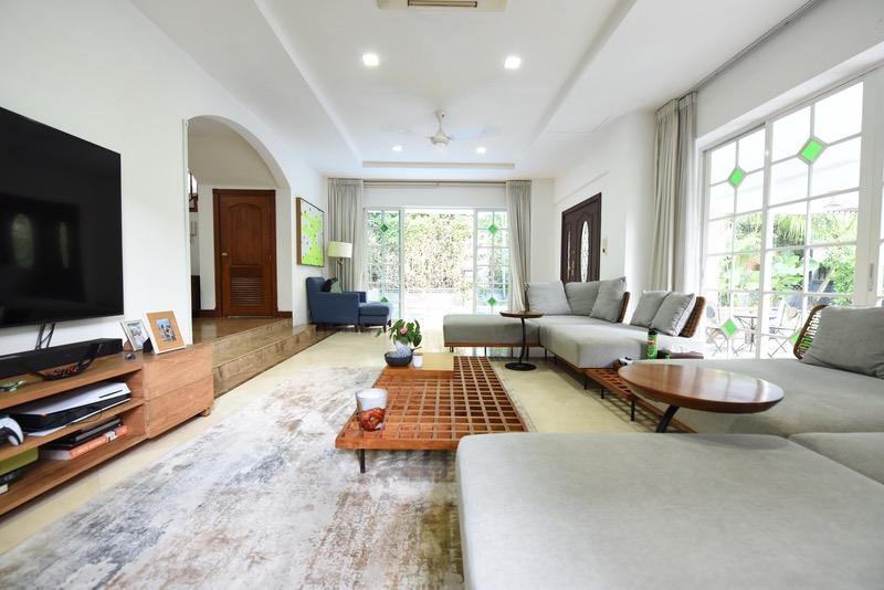 Semi-Detached for Rent, Gentle Villas Semi-Detached House For Rent, $19,000, 5 Bed 4 Bath 7,382 sqft $5.16 psf, SGD 19,000 | 99-year Leasehold