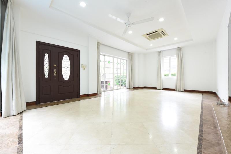 Semi-Detached for Rent, Gentle Villas Semi-Detached House For Rent, $19,000, 5 Bed 4 Bath 7,382 sqft $5.16 psf, SGD 19,000 | 99-year Leasehold