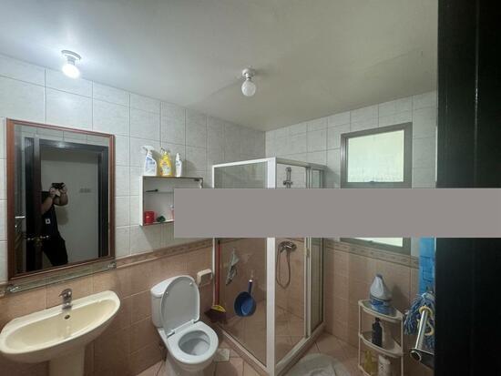 Corner Terrace for Rent: D23