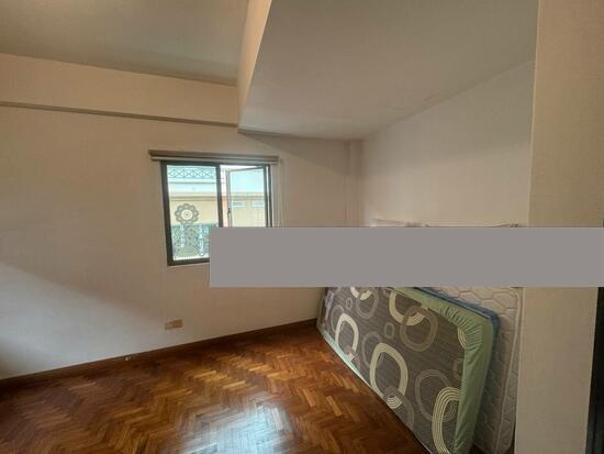Corner Terrace for Rent: D23