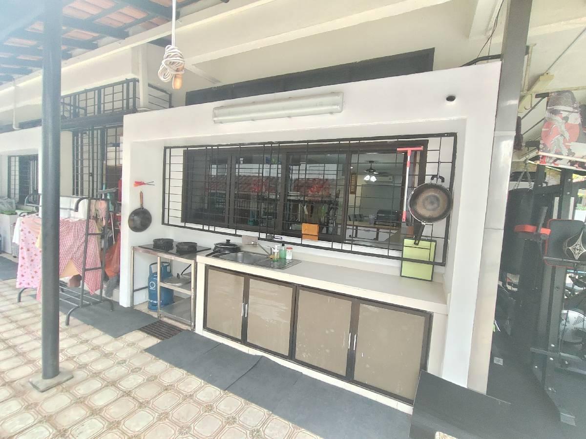 Semi-Detached for Rent: D21