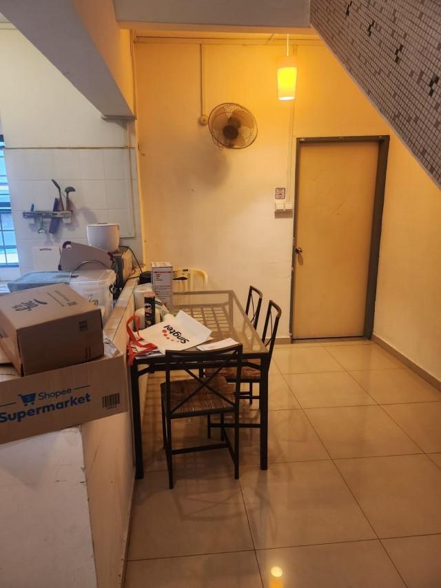 Shophouse for Rent: D15