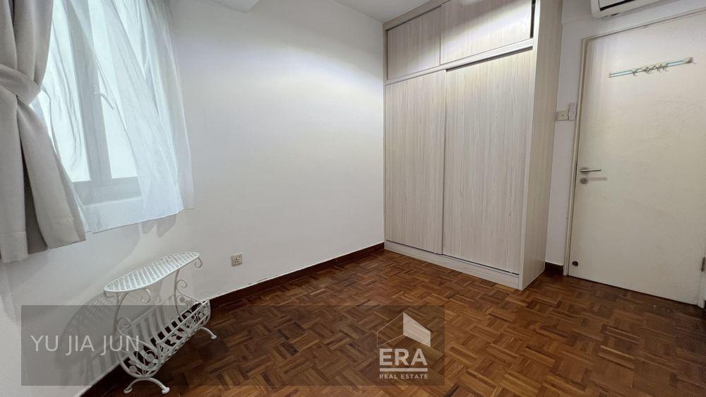 Condominium for Rent: 