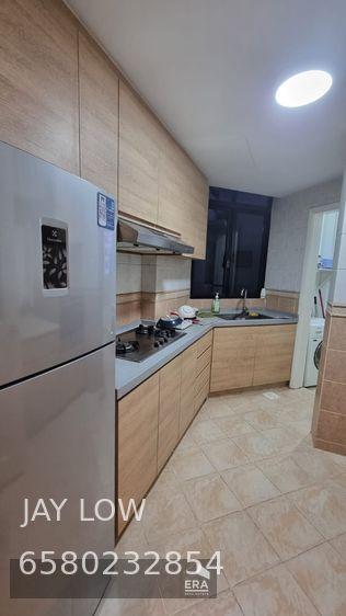 Condominium for Rent: 