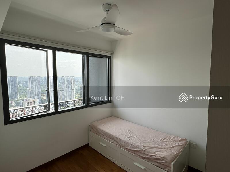 Condominium for Rent, Stirling Residences, SGD 4,800 | 99-year lease