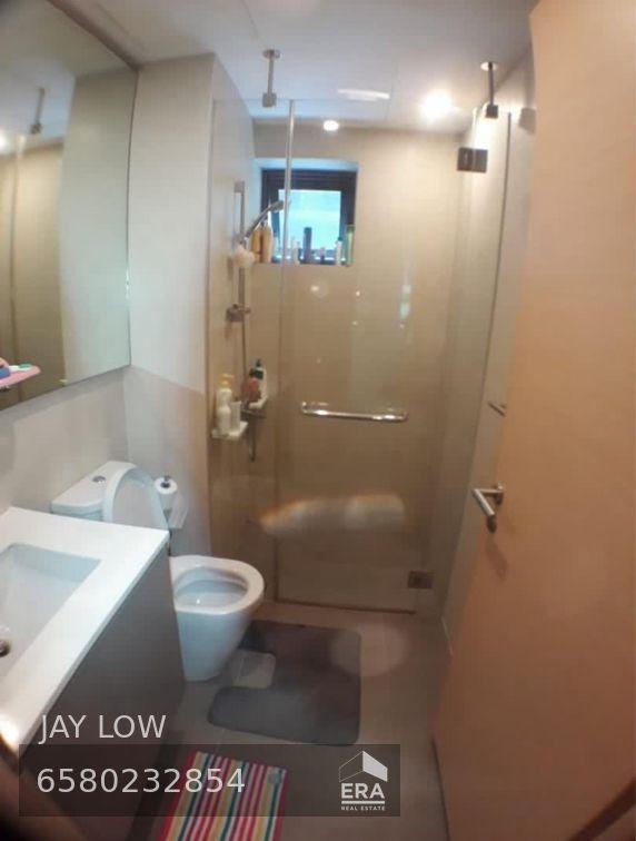 Condominium for Rent: 