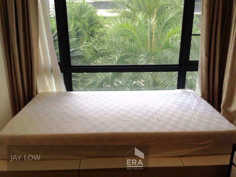 Condominium for Rent: 