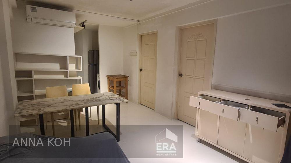 HDB - 2 room for Rent: 